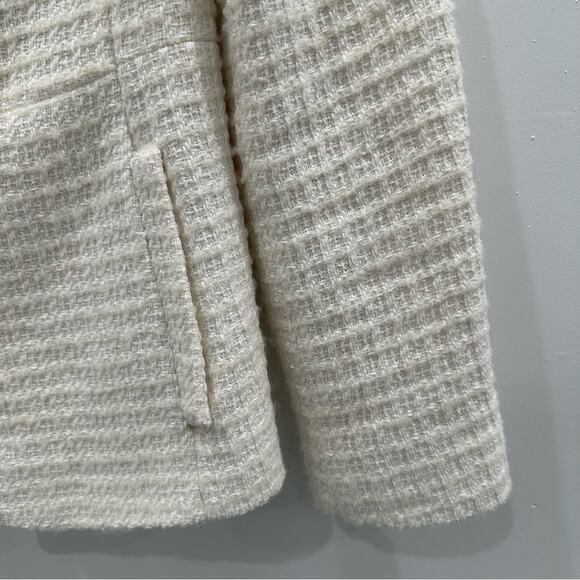 NWOT Zara Textured Tweed Ecru Blazer. Chanel style. Blogger fave. - Picture 13 of 15